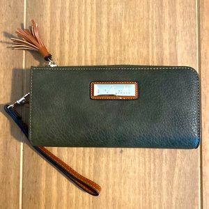 Simply Noelle Wallet